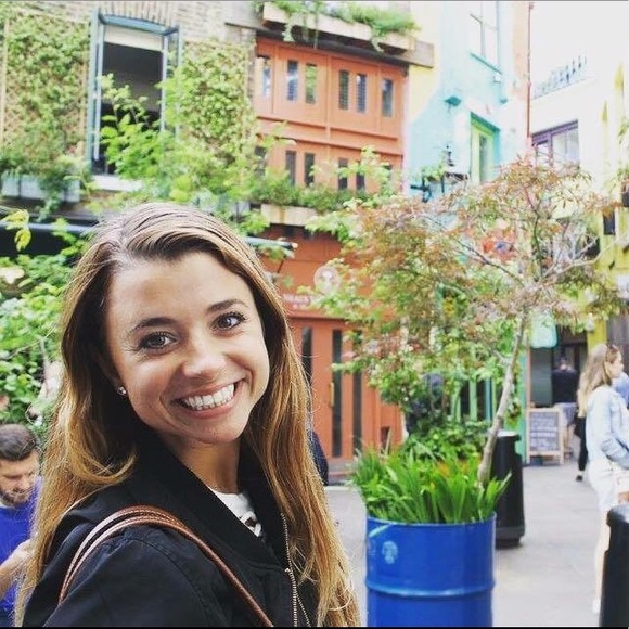 Meet your Posher, Meg - Picture 2 of 4